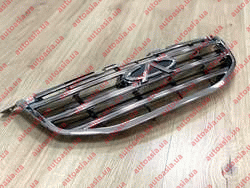Запчасти Chery Amulet (A15) - Чери Амулет: Решетка радиатора - Решетка радиатора с эмблемой хромированная модель 2013 года - Фото №1